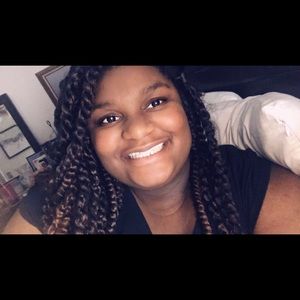 Meet your Posher, Brandnea